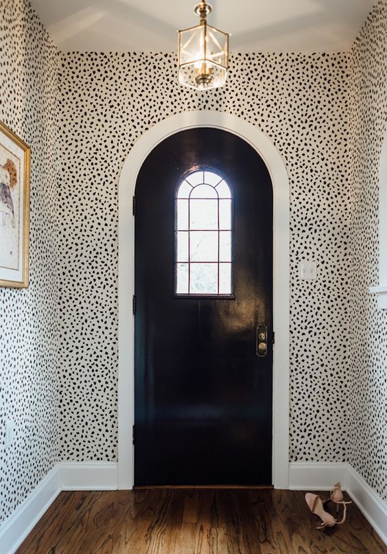 Dalmatian-Print Wallpaper That Adds Bold Personality