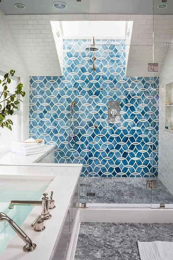 Fish Scale Blue Tile Creates a Refreshing Shower
