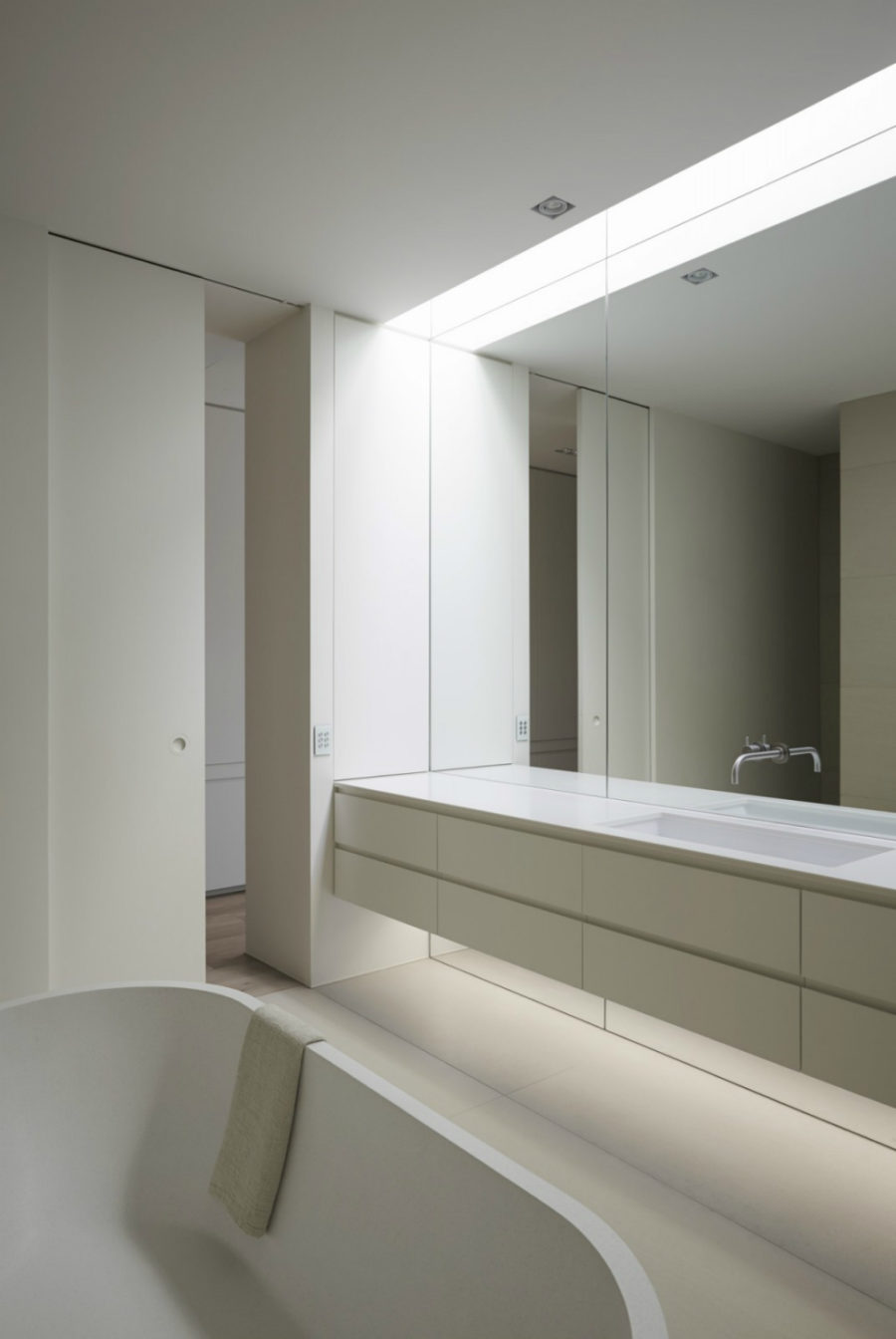 Floating Vanity and Recessed Lighting for a Clean Look