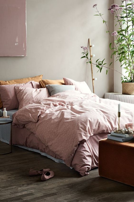 Pink Geometric Duvet Cover Adds Subtle Pattern