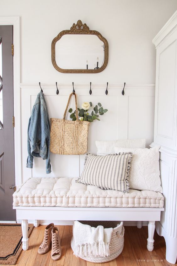 Woven Tote with Floral Accent for Natural Entryway Style