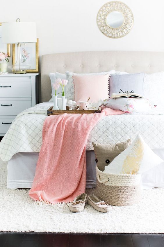 Wooden Tray Creates a Cozy Breakfast-in-Bed Moment