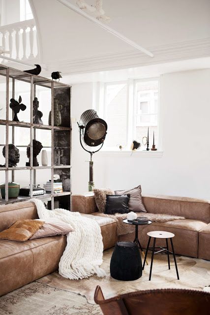 Industrial Spotlight Lamp for Dramatic Accent Lighting