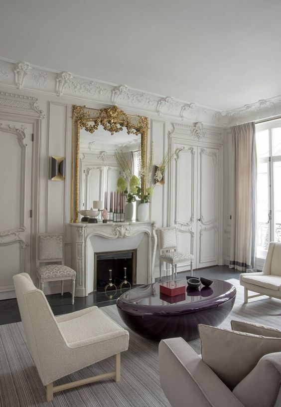 Introduce a Bold Element With an Oval Coffee Table