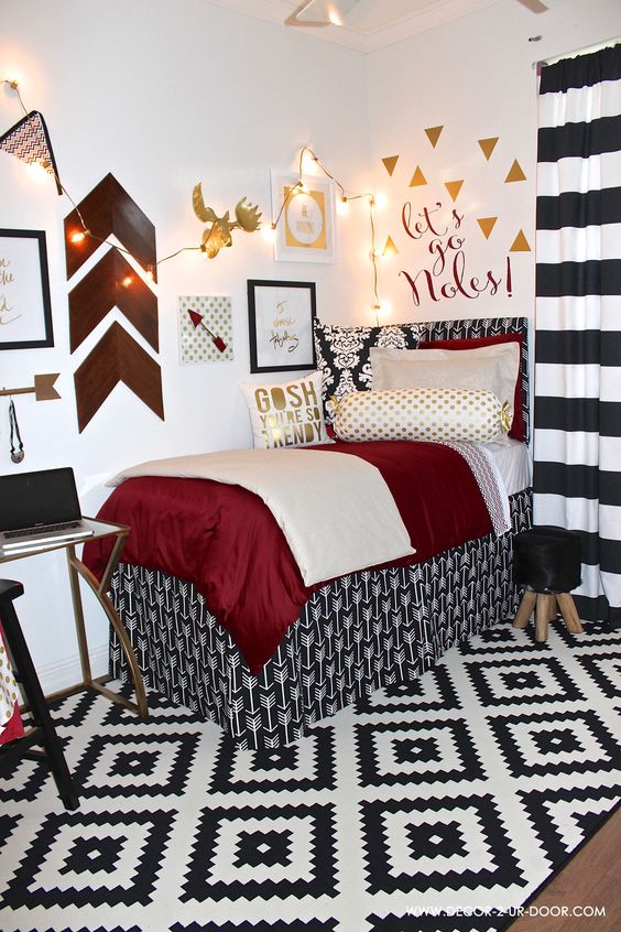 Wooden Chevron Wall Art Adds Rustic Charm