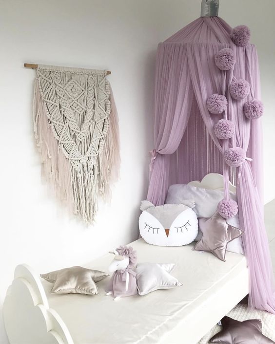 Macrame Wall Hanging Adds Textured Boho Charm