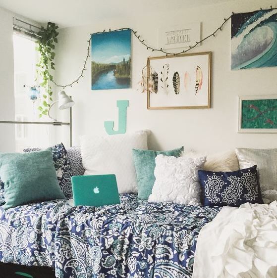 Large Monogram Letter Adds Personal Touch to Wall Decor