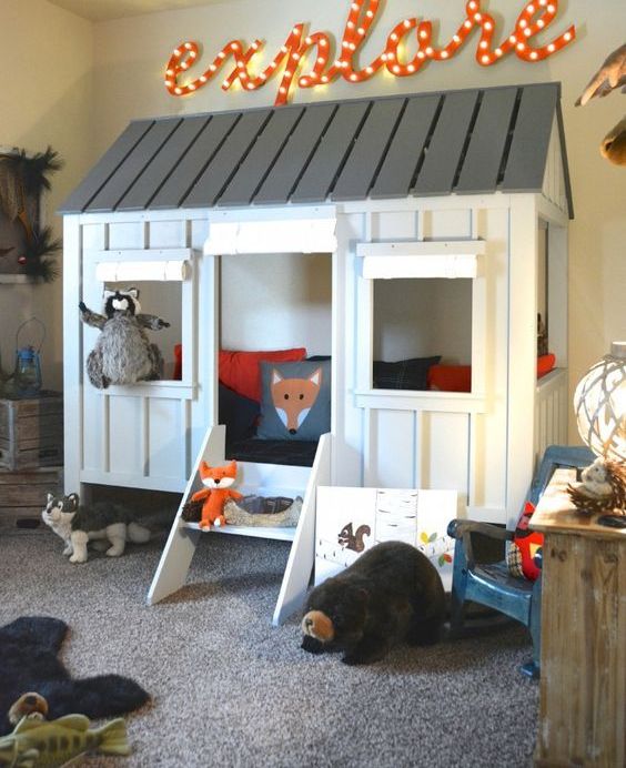 Playhouse Bed With Built-In Shelves for Stuffed Animals