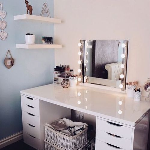 Clear Acrylic Organizers Keep Makeup Palettes and Tubes Accessible