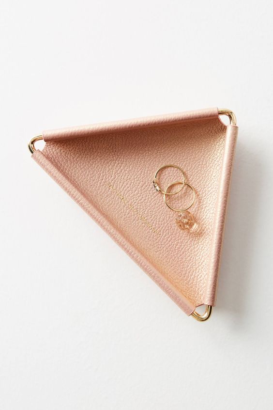 Triangular Tray Keeps Small Jewelry From Rolling Away