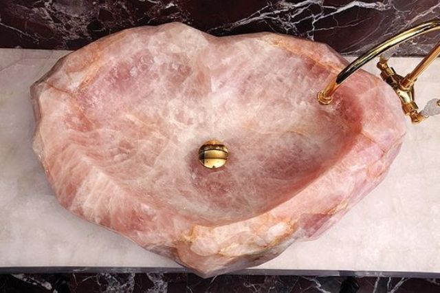 Rose Quartz Sink for a Soft, Natural Bathroom Statement