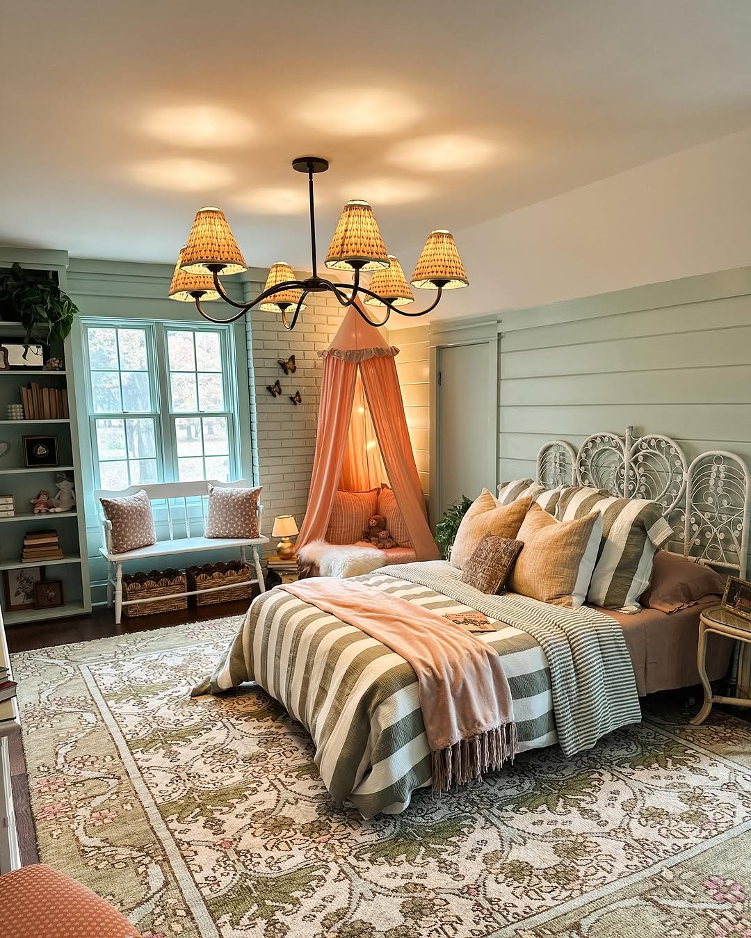 Canopy Bed Creates a Cozy Reading Nook