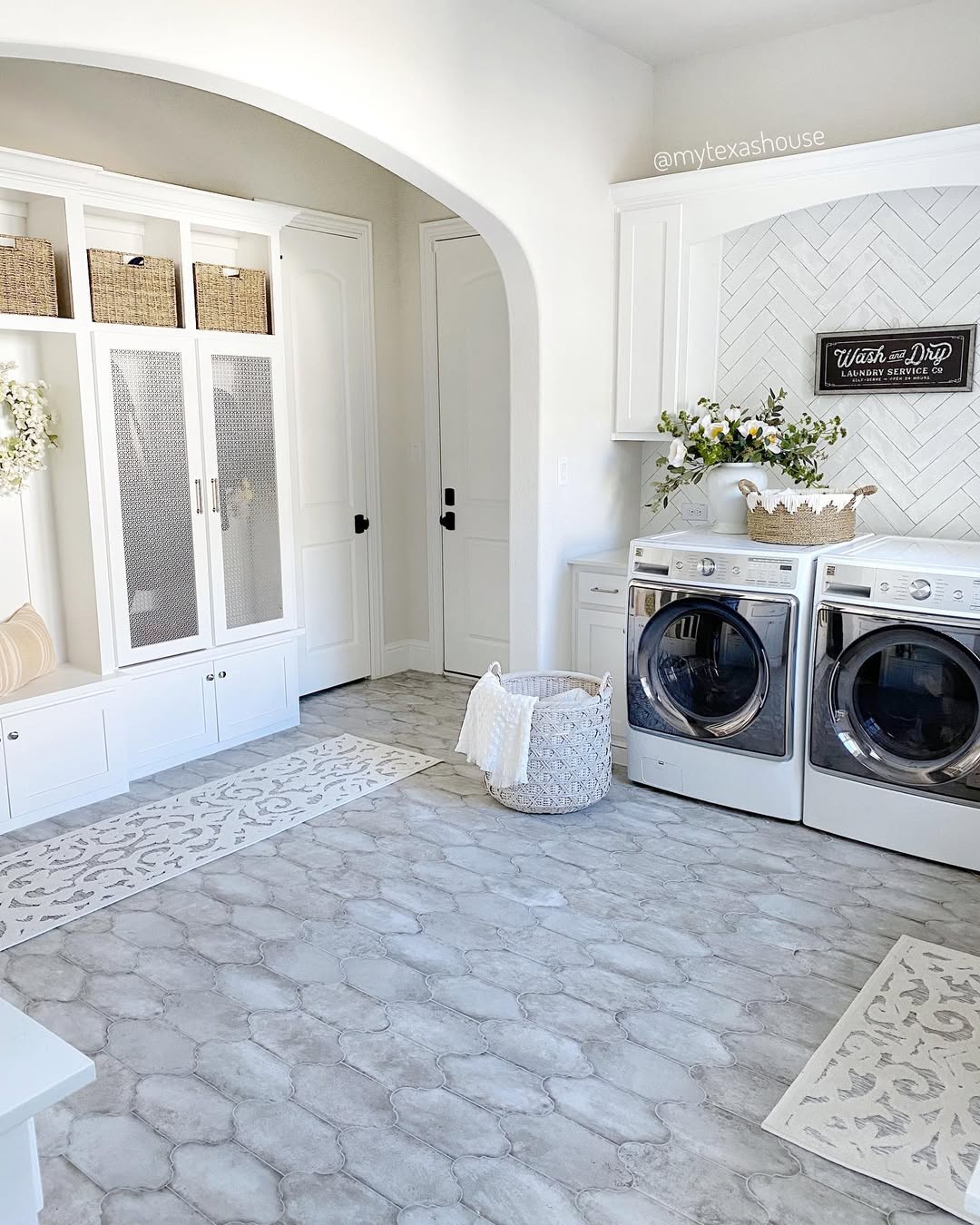 White Built-ins Offer Open and Closed Storage Options