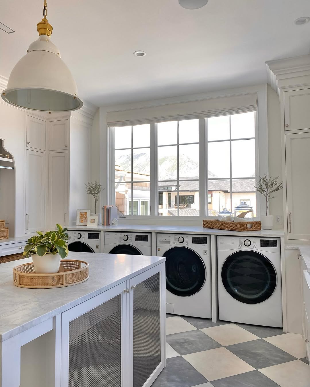 Maximize Natural Light With a Window View