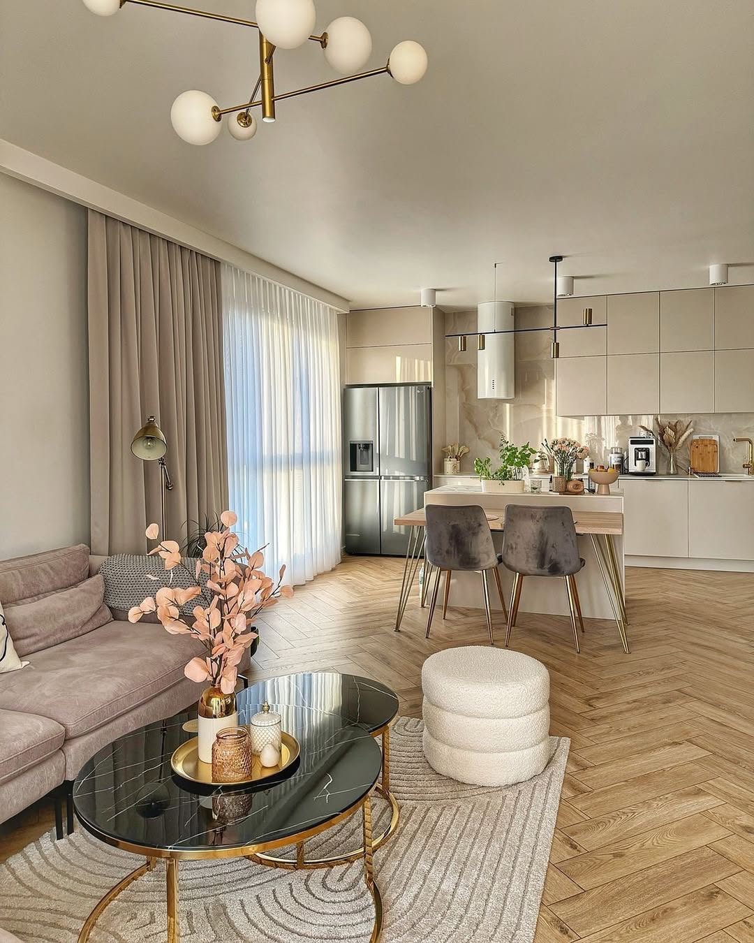 Oval Coffee Table Set With Gold Accents for Living Area