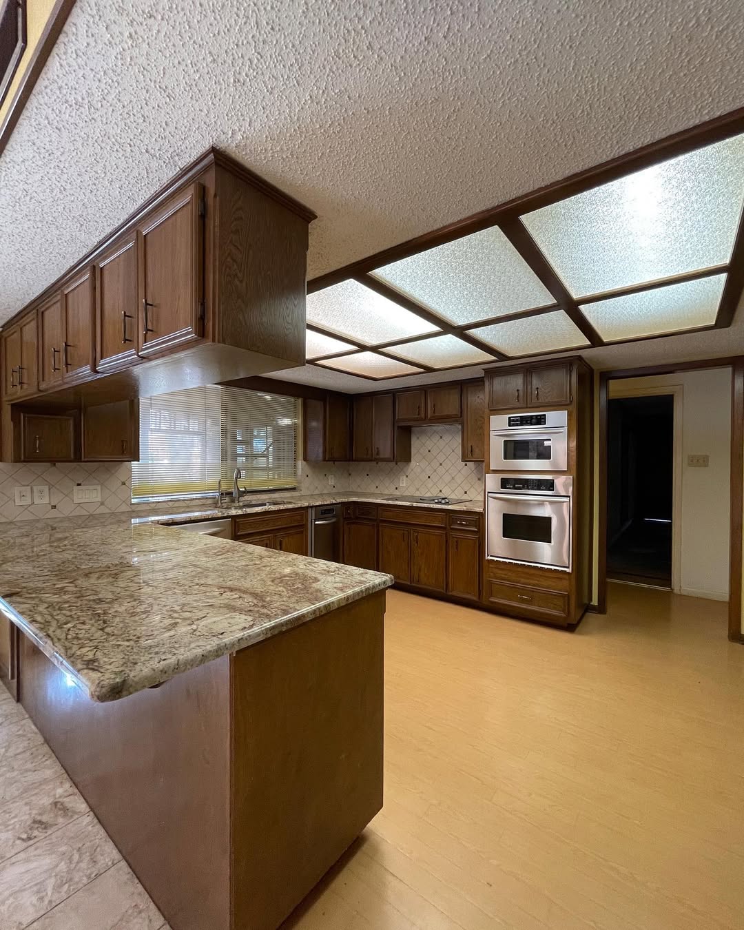 Recessed Ceiling Lights Add Warm Ambiance