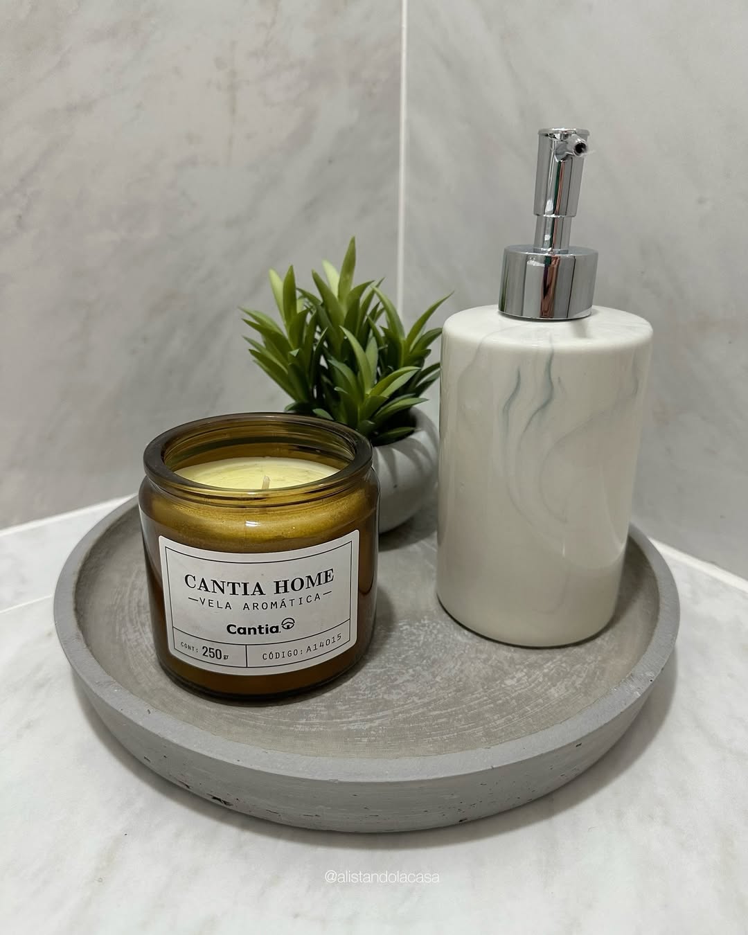 Ground Essentials with a Round Concrete Tray