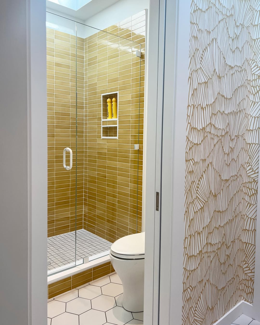 Built-in Shower Niches Keep Bottles Organized