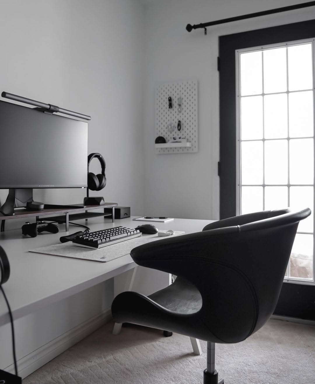 Focus Light on Your Task Area with a Monitor Light Bar