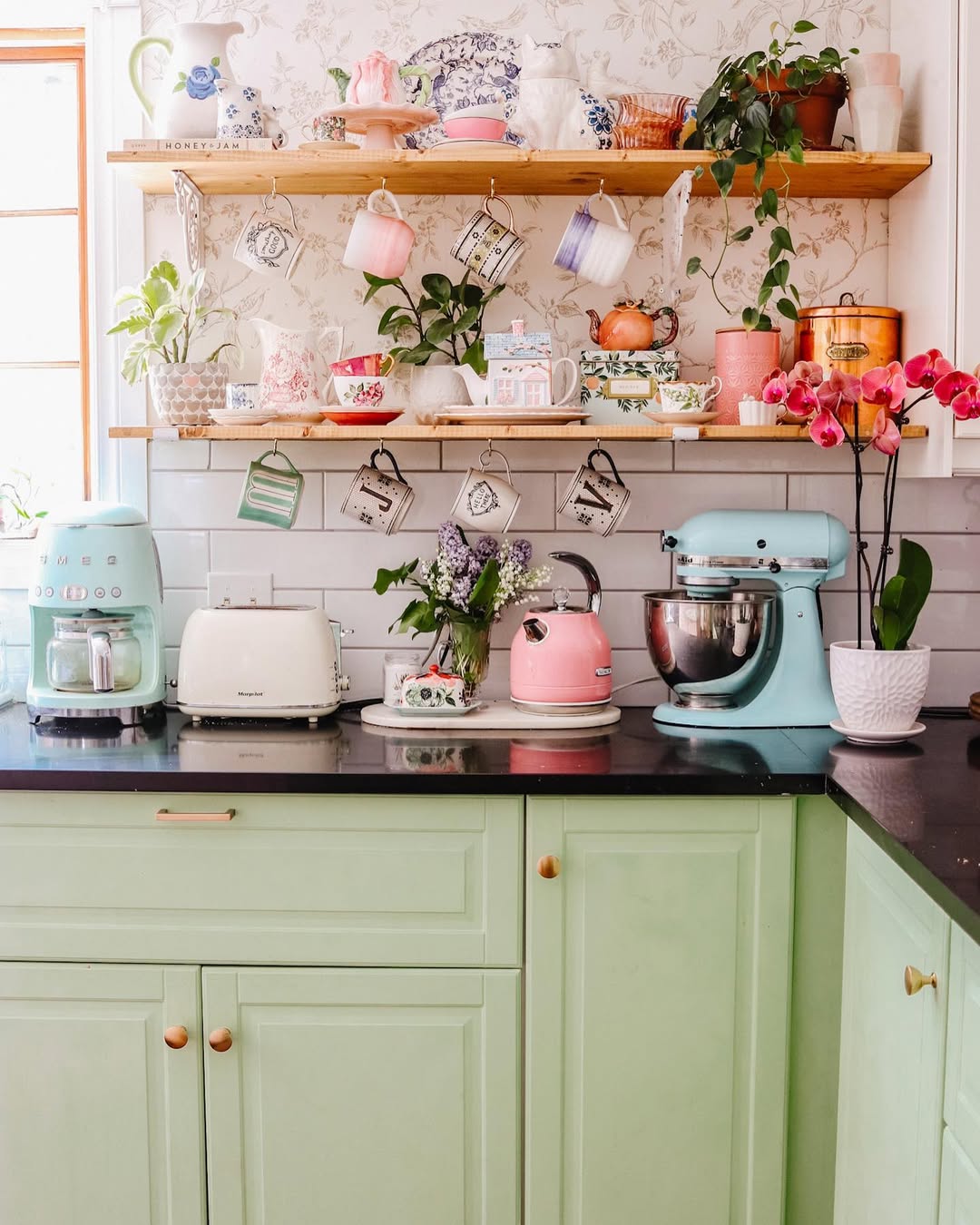 Hanging Mugs Add Functional Decor to Kitchen Shelves