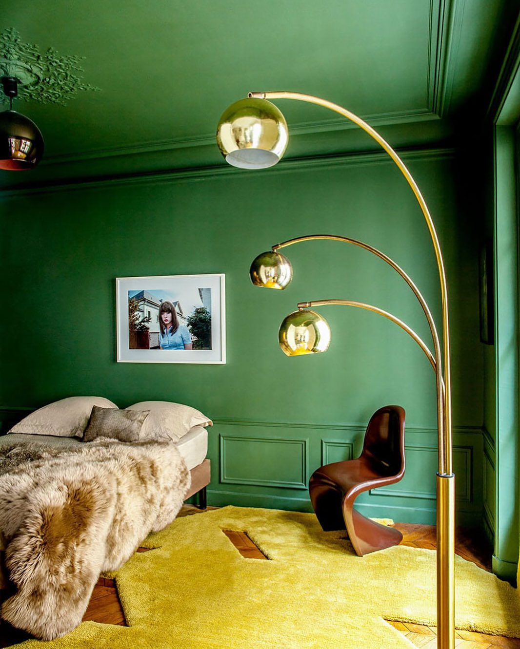 Layered Floor Lamp for Ambient Glow
