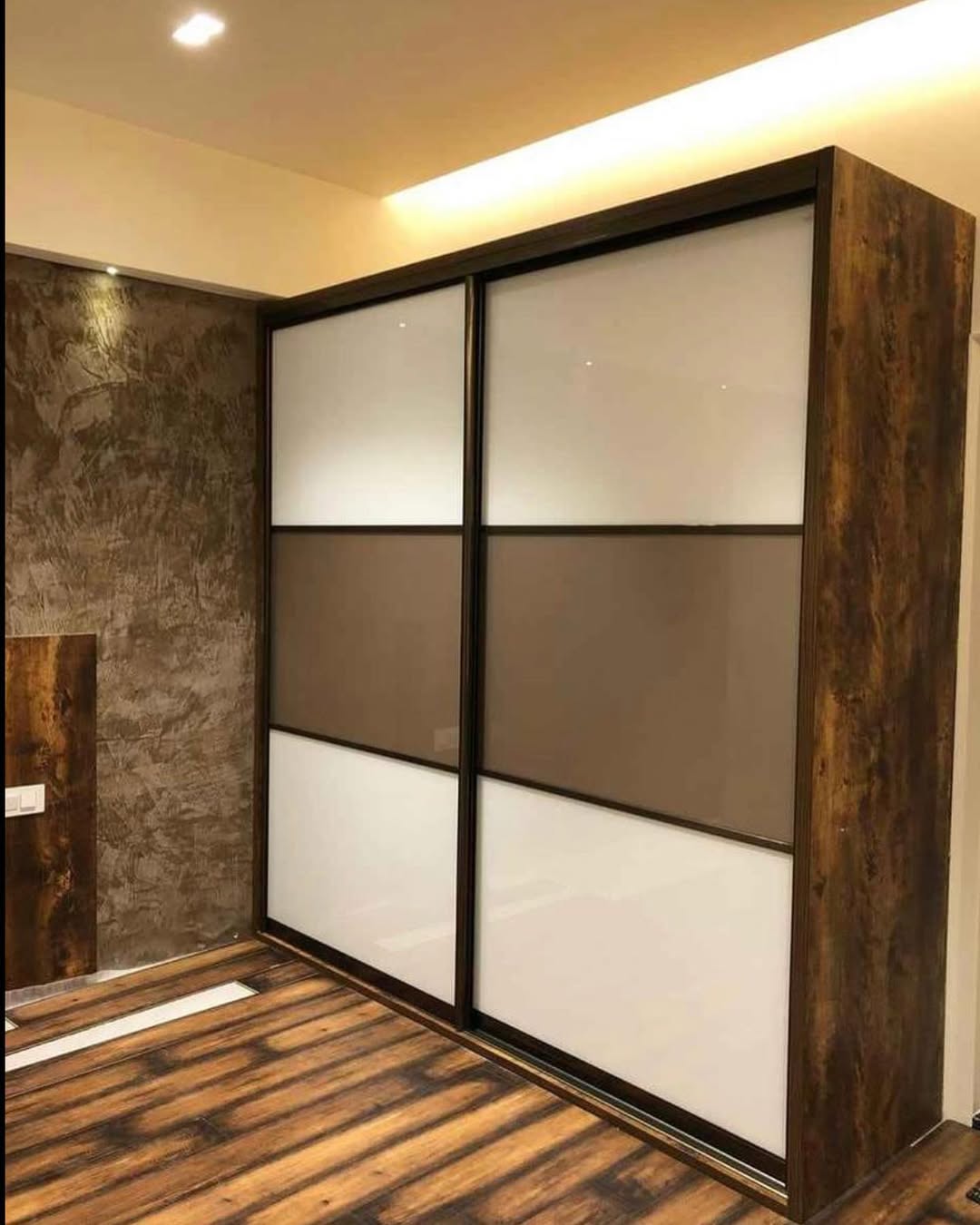 Mixed White and Brown Sliding Wardrobe Panels