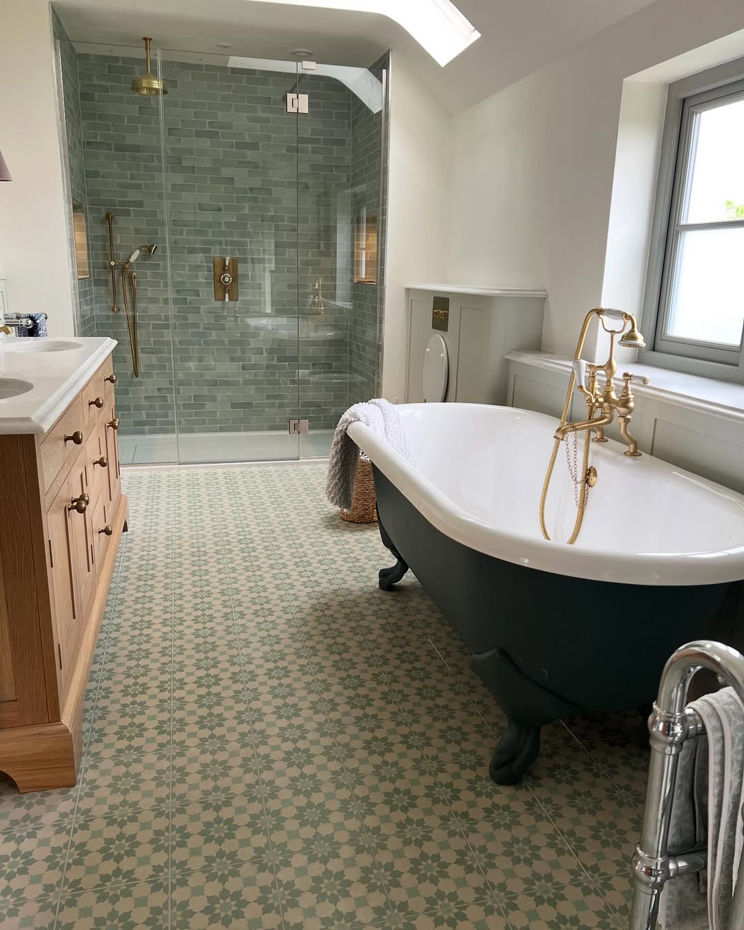 Patterned Floor Tiles Add Delicate Charm