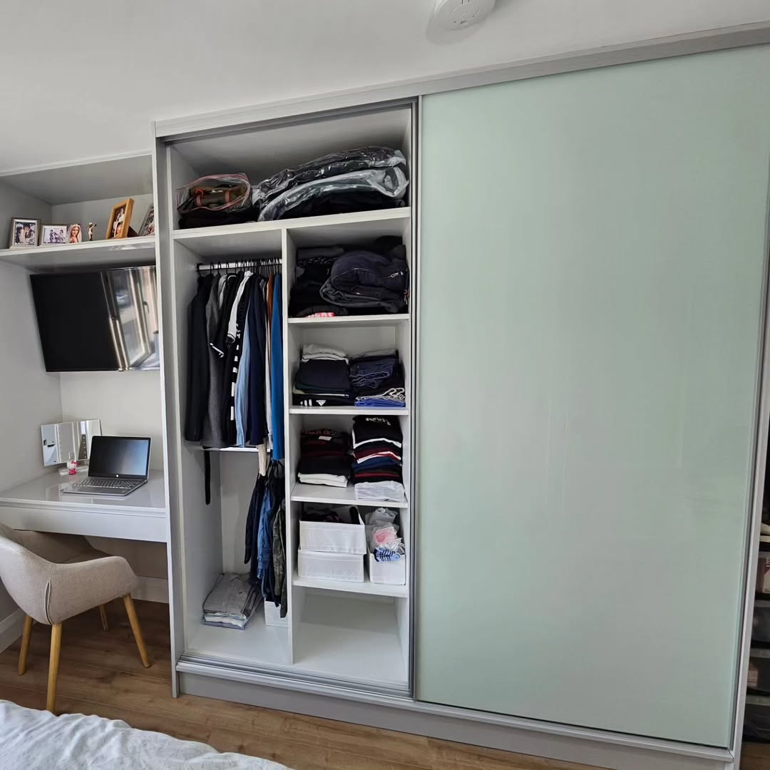 Frosted Sliding Doors with Open Display Shelving