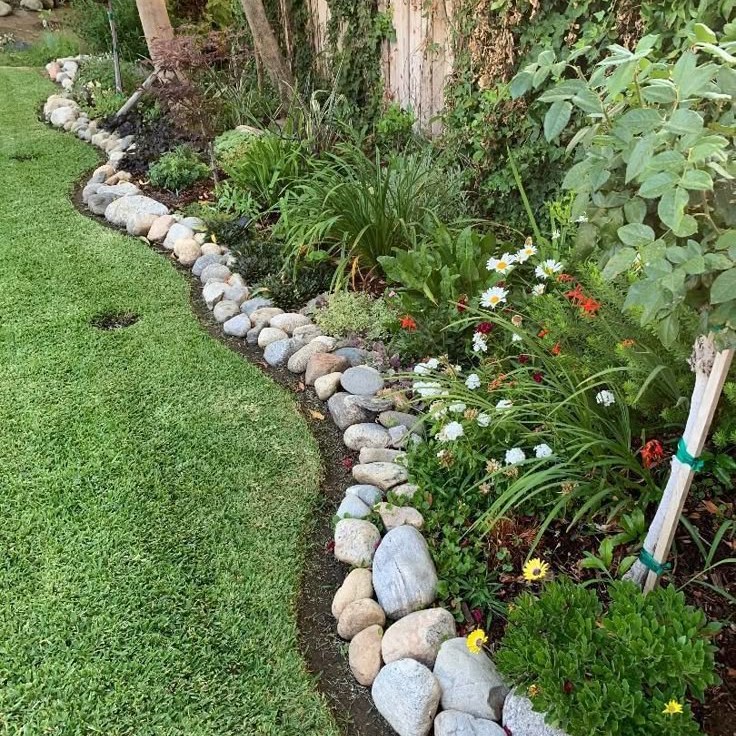 Soften Lawn Edges with a Natural Stone Border