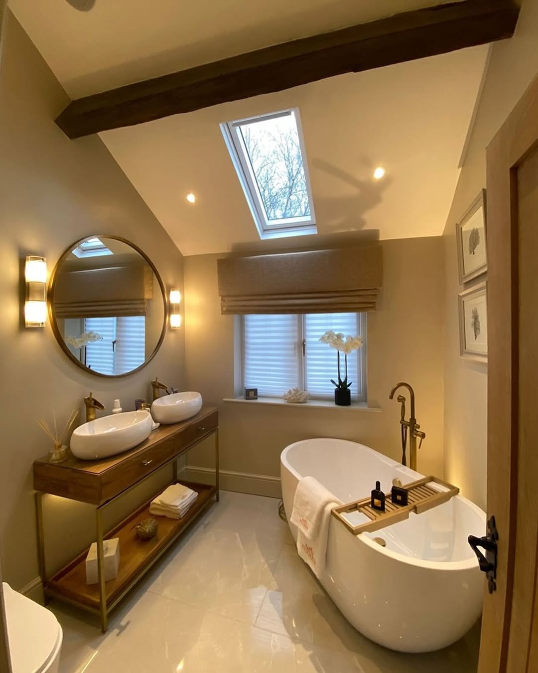 Wooden Bathtub Caddy for Convenience
