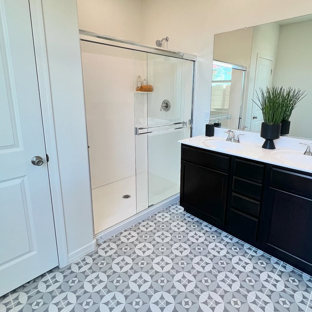 Opt for Geometric Grey and White Tiles for a Modern Pattern