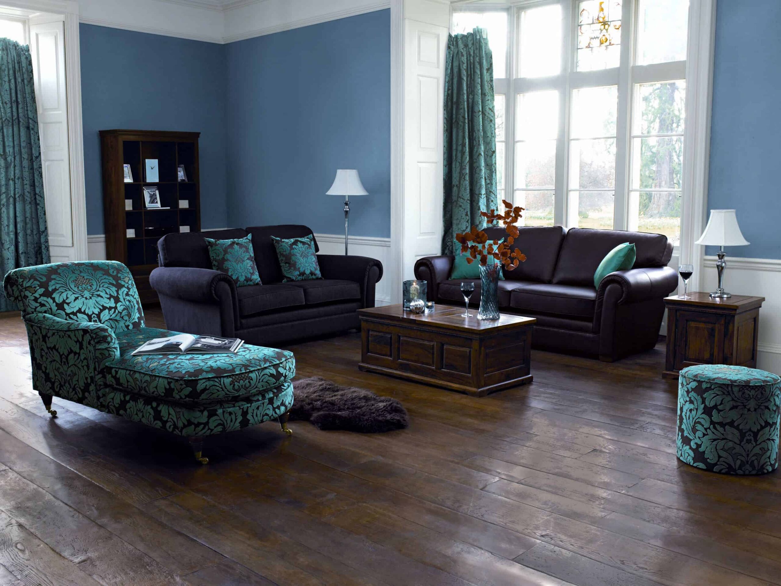 Damask Ottoman Adds Patterned Accent to Seating Area