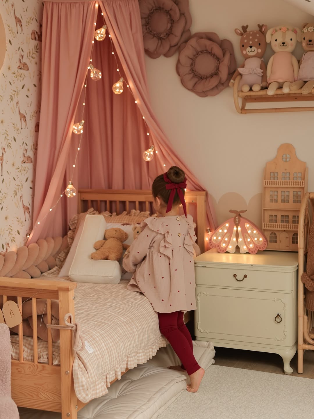 String Lights Add Whimsical Glow to Bed Canopy