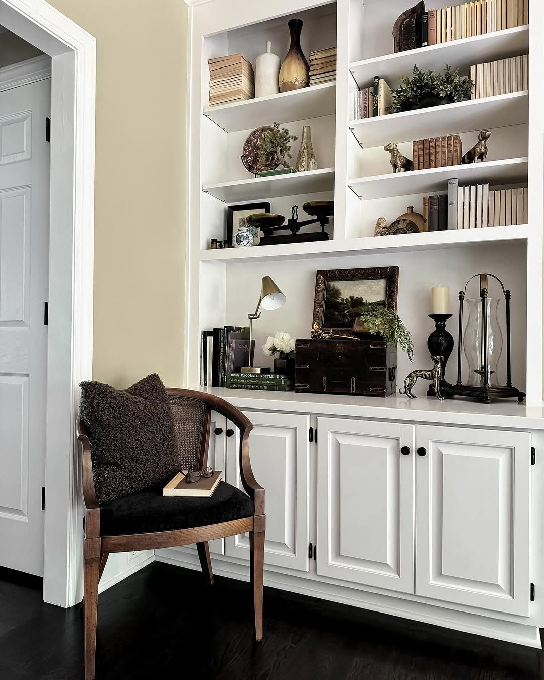 Vintage Scales Add Architectural Interest to Shelves
