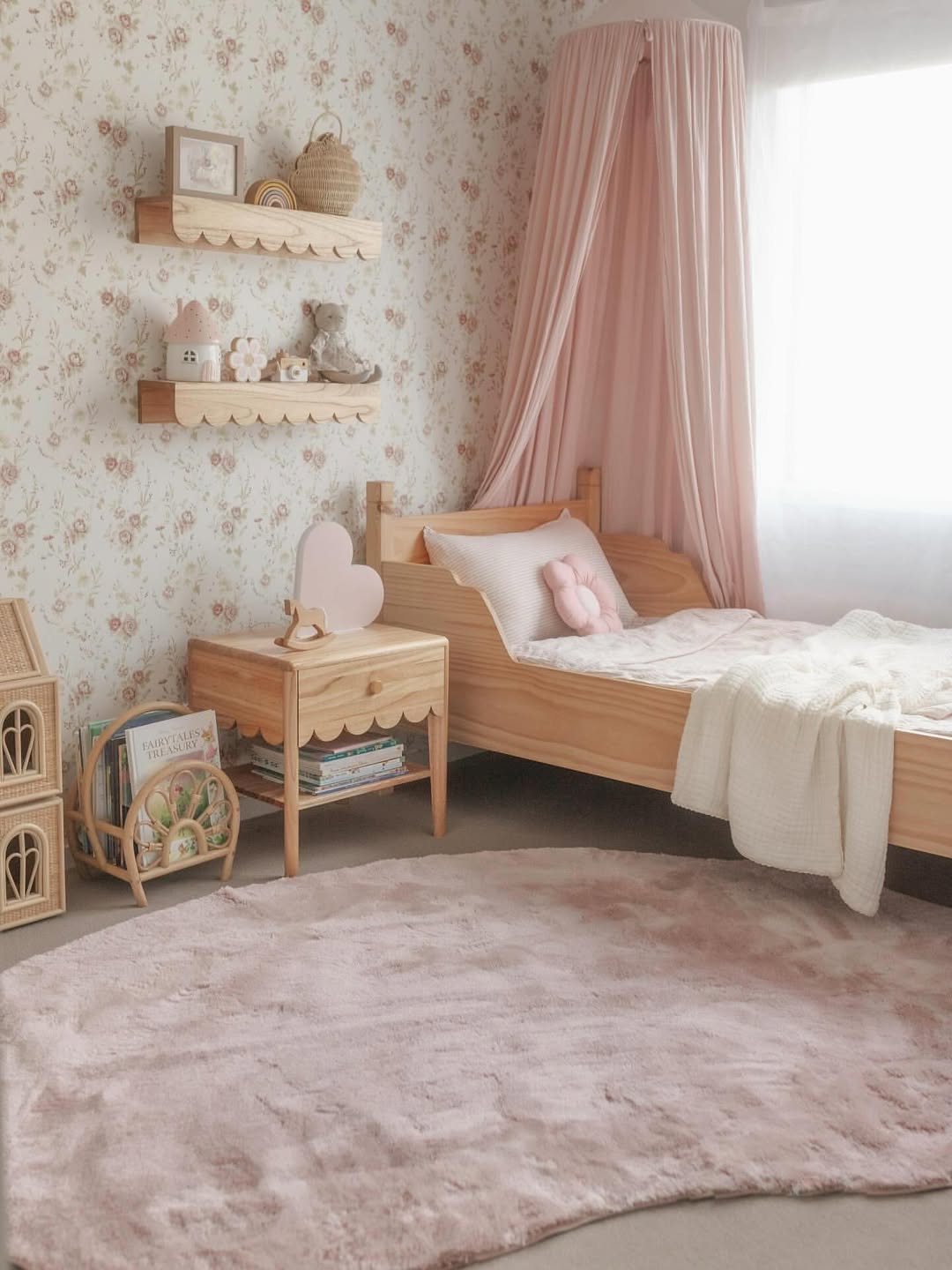 Scalloped Wooden Shelves Add Whimsical Detail