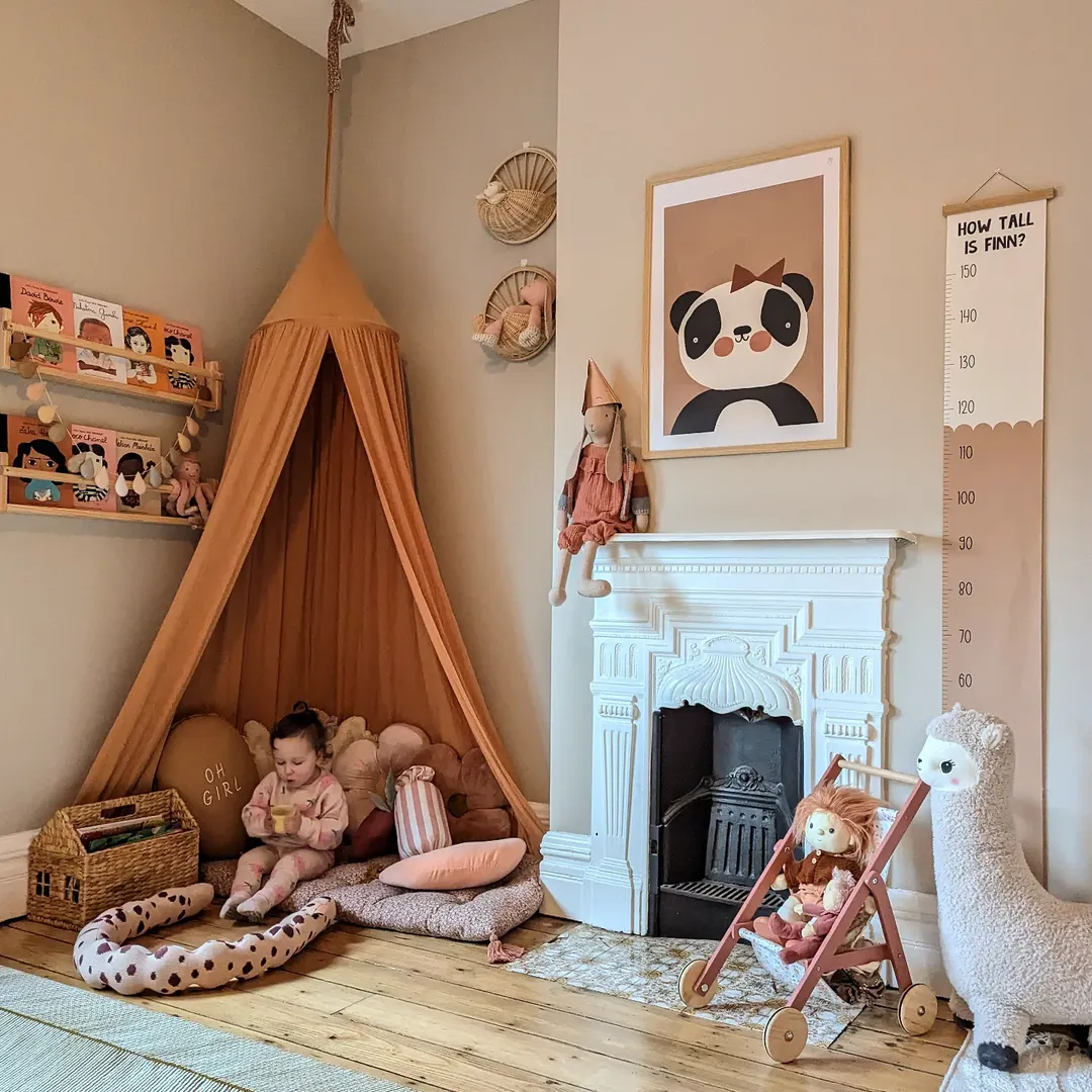 Charming Canopy Creates a Cozy Reading Nook