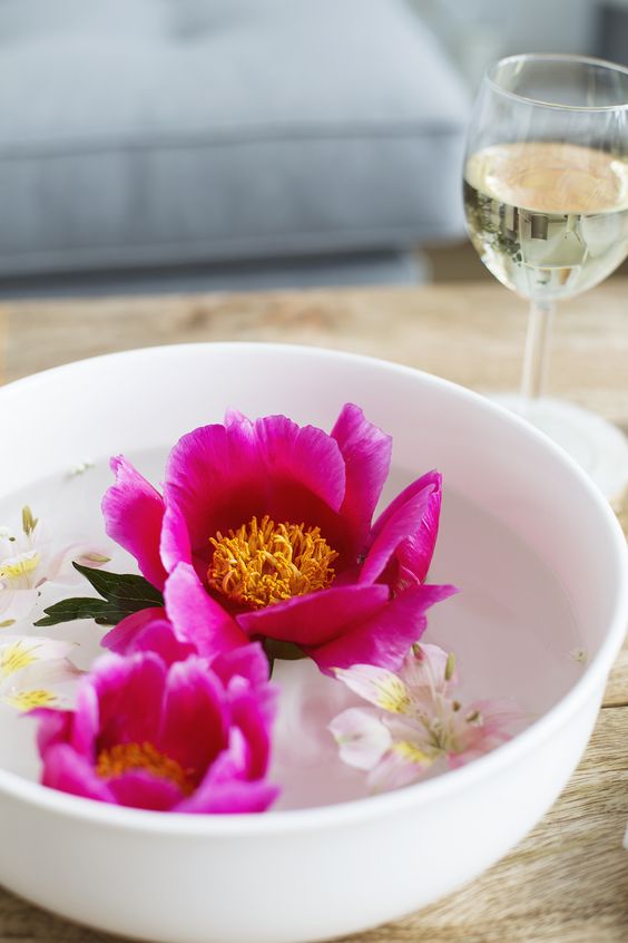 Float Flowers for a Simple Centerpiece