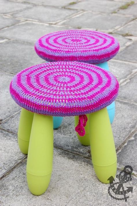 Layer Colorful Crochet for Softness