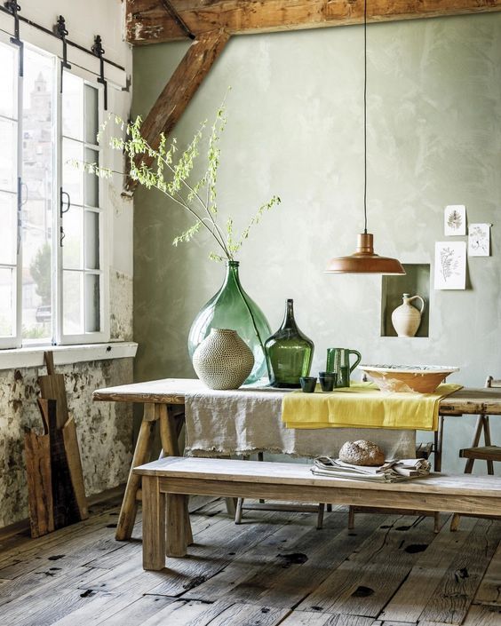 Layered Table Runners Add Depth and Color