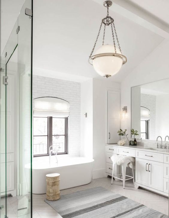Natural Wood Stool for Bathtub Essentials