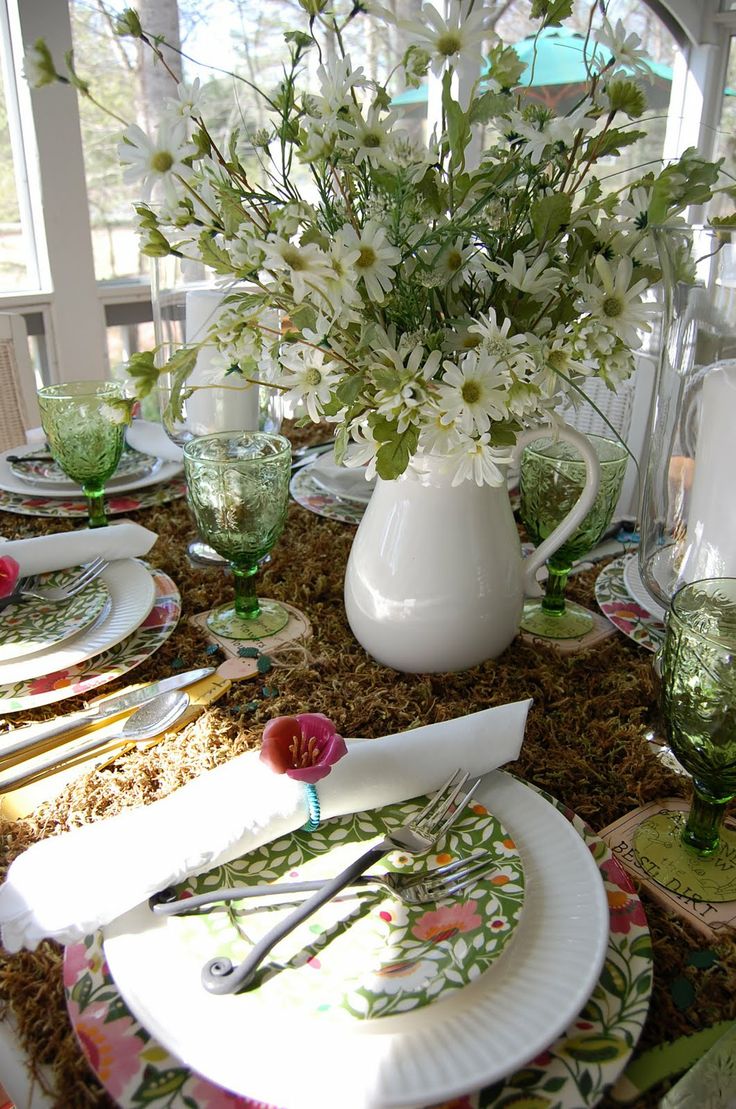 Textured Moss Mats Create a Natural Base for Place Settings