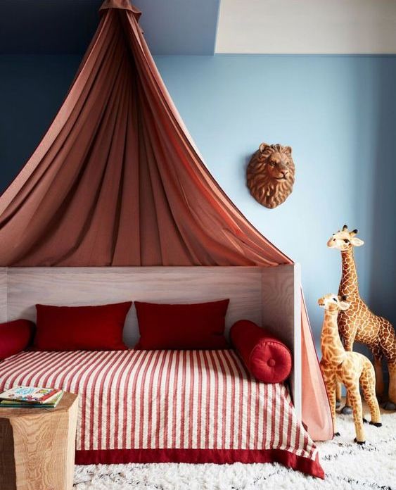 Canopy Drapes Create a Cozy Bed Nook