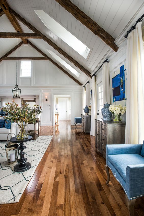 Introduce Classic Detail with Blue and White Ginger Jars