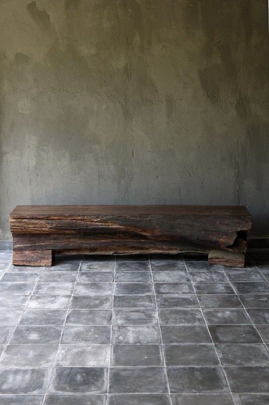 Raw Log Bench With Natural Texture