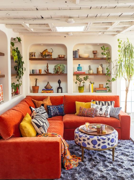 Round Ottoman Doubles as a Coffee Table with Tray