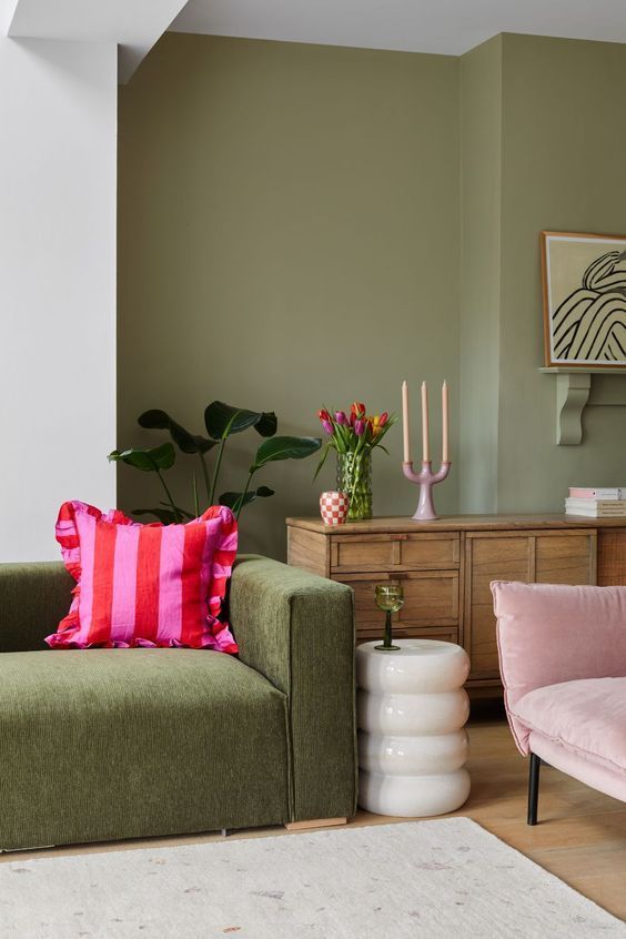 Sculptural White Side Table Adds a Playful Accent