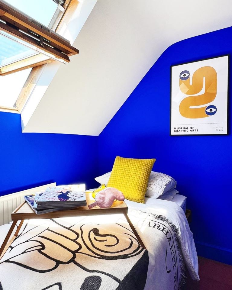 Wooden Bed Tray for Reading in Bed